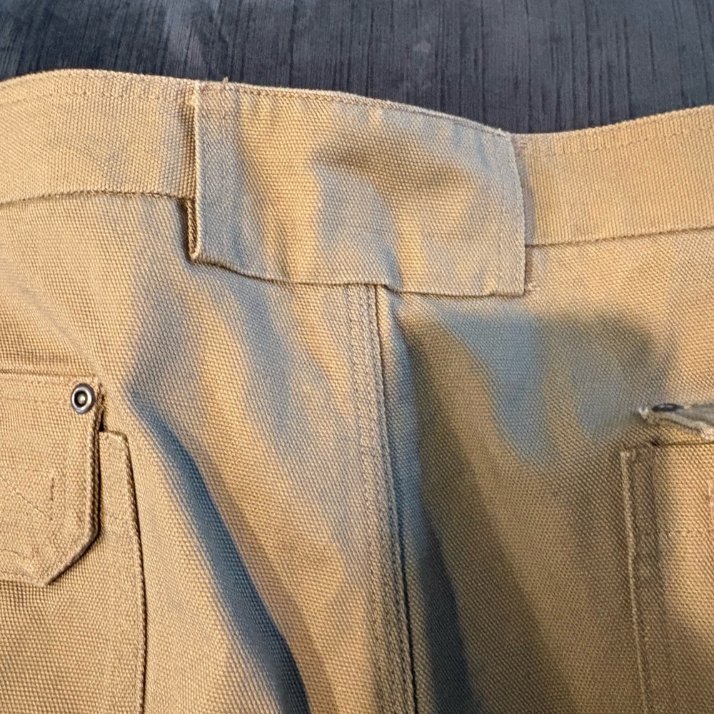 Duluth Trading Co Men's Khaki Cargo Pants - Picture 12 of 12